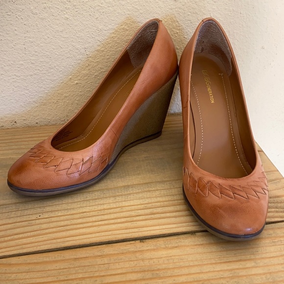 BCBGeneration Shoes - BCBGeneration Tan Leather Wedges